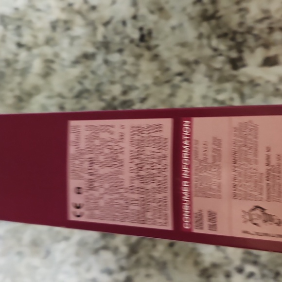 Final Price/Victorian Ice Skater Barbie NIB - Picture 5 of 5